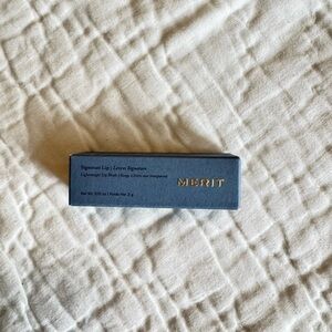 Merit Signature Lip Lightweight Lipstick -Maxwell